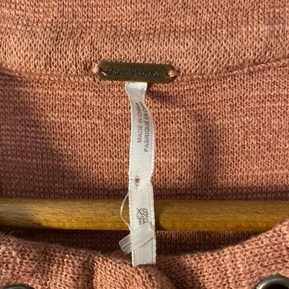 Free People Peach Highway Zip Front Grommet Detailing Cotton Blend Knit Vest - Picture 10 of 13